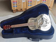 Chitarra Aiersi finitura
