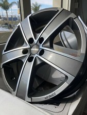 MOMO KIT 4 CERCHI IN LEGA DA 17 5X108  VOLVO V60 XC60 V40 XC40 LAND ROVER EVOQUE