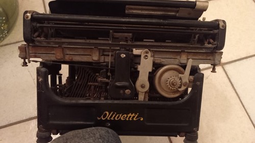 Olivetti m20