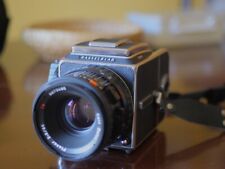 Hasselblad 501 cm + carl zeiss 80mm f 2.8 Come Nuova!