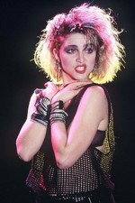 FOTO N.21 - MADONNA - LUCIDA -