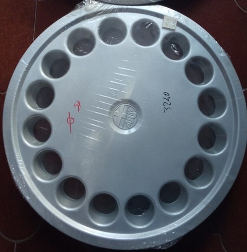 Pezzi borchia - 4, 15"