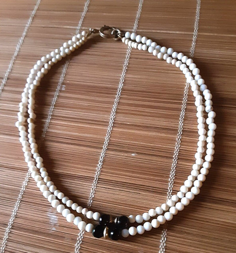 Collana corallo bianco nero - corallo, e