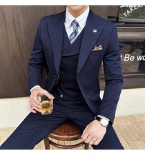 Abito formale uomo italiano