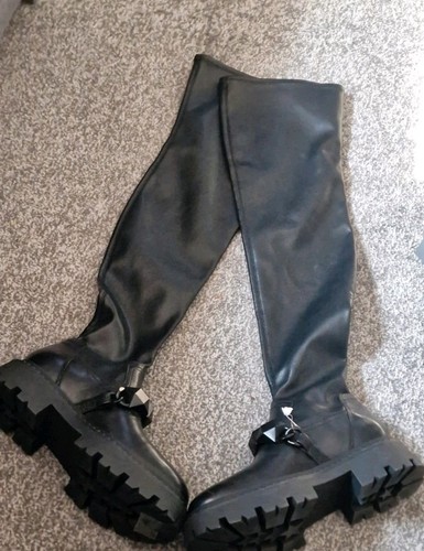 Scarpe stivali sopra - , il