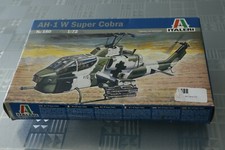 KIT DI MONTAGGIO ITALERI 1/72 No 160 BELL AH-1W SUPER COBRA 