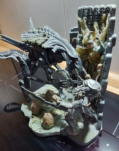 Alien predator figurina - vs,