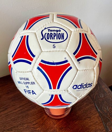 Adidas tango scorpion bud - adidas,