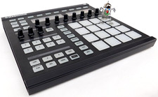 Native Instruments MACCHINA 1 + software + come nuova + scatola originale + garanzia