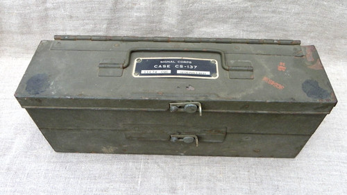 Ww2 signal corps case - -,