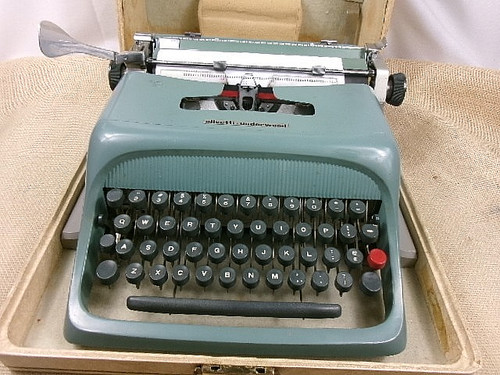 Vintage olivetti underwood - vintage,