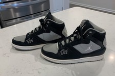 Air Jordan 1 Flight Mid