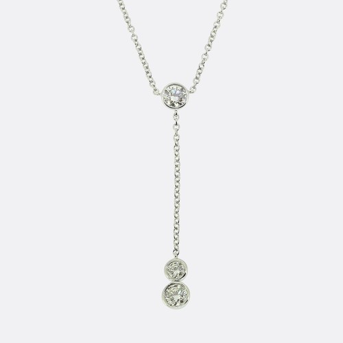Collana con ciondolo goccia