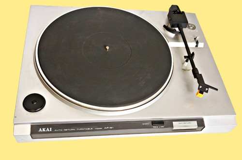 Akai giradischi - ap-b1,