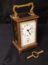 Travel watch officier working