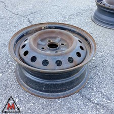 CERCHIO IN FERRO 5,5Jx14 4x100 per TOYOTA YARIS MK2 2005-2009 usato (110839)