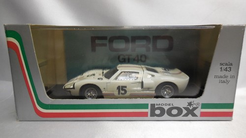 Box model 8456 ford - model,