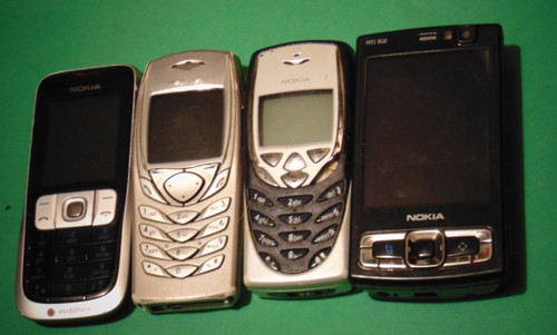Lotto cellulari nokia 2630 - ,