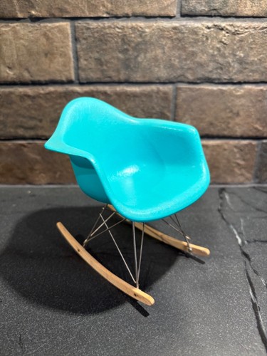 Sedia dondolo eames herman - eames,