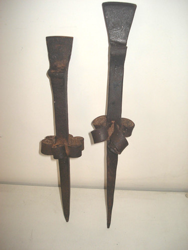 Coppia vecchi antichi chiodi - antichi, a