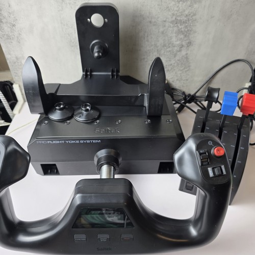Logitech saitek pro - g,