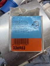 BTICINO TERRANEO 336983 PRESA 8 POLI LIVINGLIGHT PER INSTLL DA TAVOLO POST INT