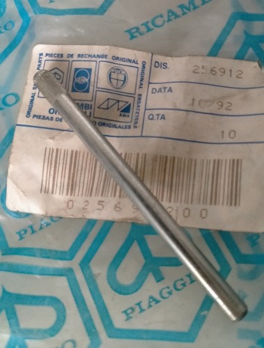 256912 perno leva - 256912,