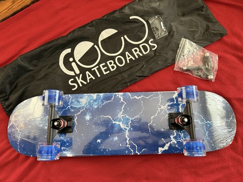 Standard skateboard - standard, skateboard,