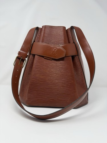 1993 louis vuitton epi sac - louis,