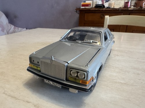 Burago rolls royce - burago, camargue