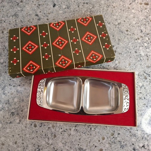 Servizio piatti vintage