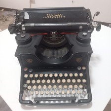 Macchina da scrivere Olivetti M40