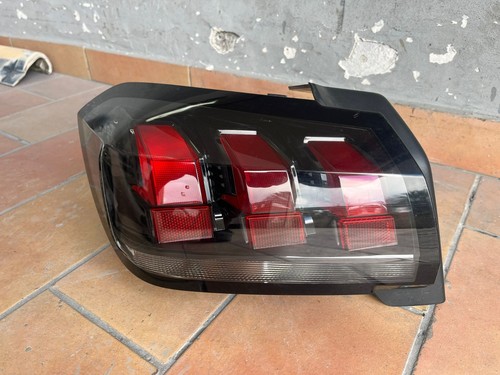 Fanale posteriore sinistro - fanale,