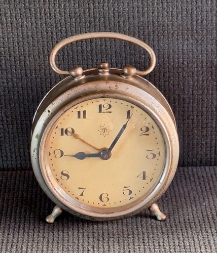 Antica sveglia orologio - antica,