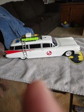 GHOSTBUSTERS AMBULANCE