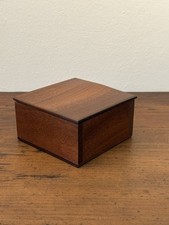 Scatola Portaoggetti Vintage in Legno Massello