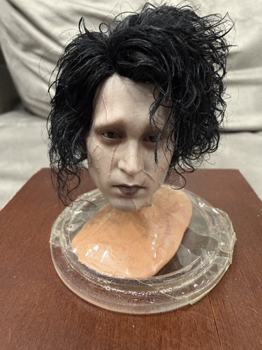 Edward mani di forbice - 1/6,