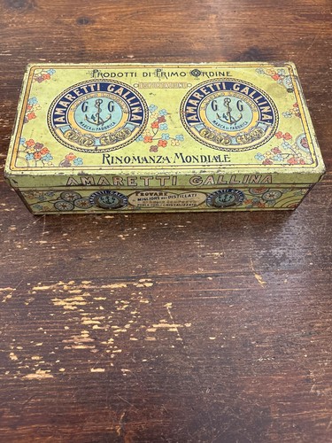 Scatola latta sirca - sirca, amaretti