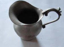 Caraffa in metallo ferro antico anni 900 piccola brocca peltro  ornamentale 5cm