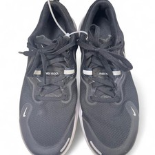 Nike black running trainers