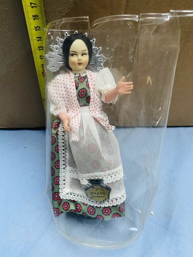 Bambola doll souvenir milano - souvenir,