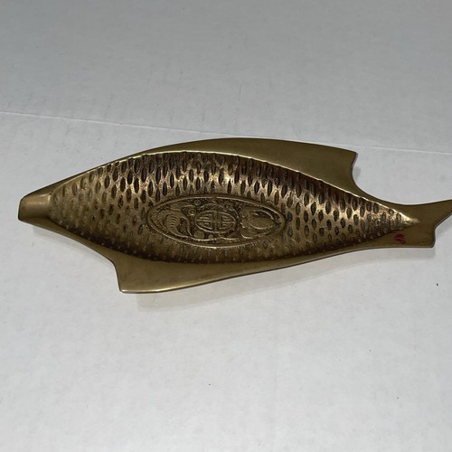 Posacenere pesce asiatico
