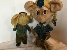 Coppia con Topo Gigio