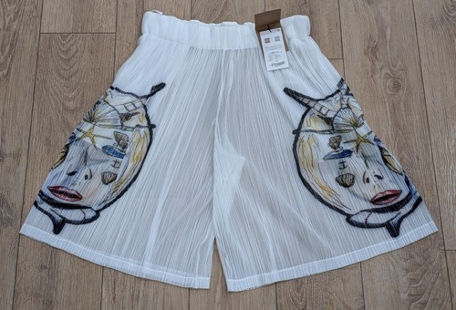 Pantaloncini corti trasparenti
