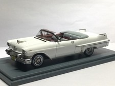 ≠NEO 1:43 Cadillac Series 62