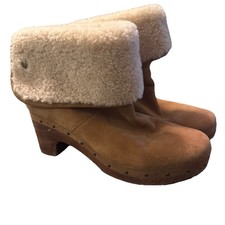 UGG® AUSTRALIA LYNNEA