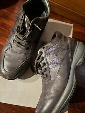 Hogan Interactive donna