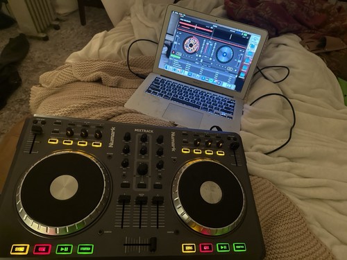 Numark digital mixer - digital,