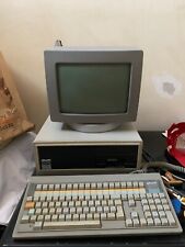 Olivetti M24 completo con  monitor e tastiera - M24B