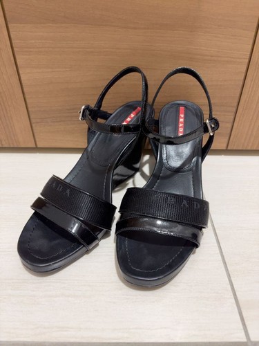 Sandali con zeppa prada - prada, neri